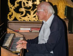 Organist en kerkmusicus Stoffel Gunst (83) overleden